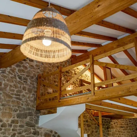 The Stone House Naturaleza Y Confort Дом отдыха Сантибаньес-де-Вильякаррьедо