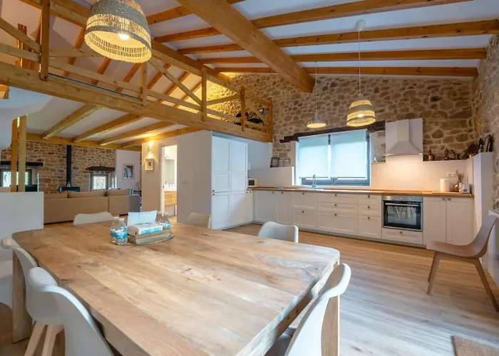 The Stone House Naturaleza Y Confort 別荘 Santibáñez de Villacarriedo