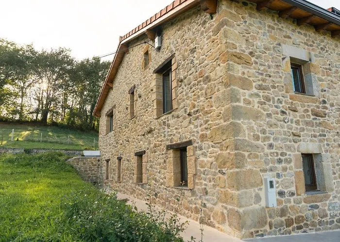 別荘 The Stone House Naturaleza Y Confort Santibáñez de Villacarriedo